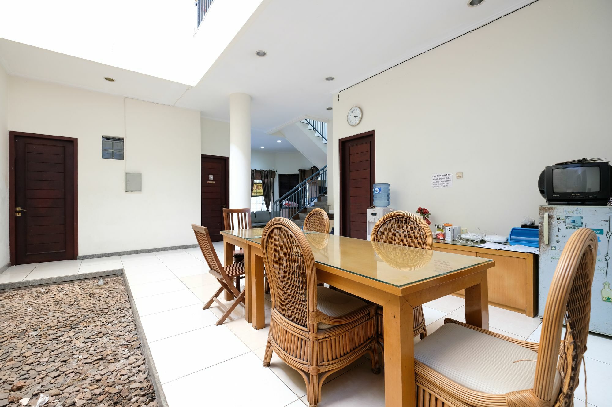 Reddoorz Plus Near Simpang Lima Semarang Eksteriør billede
